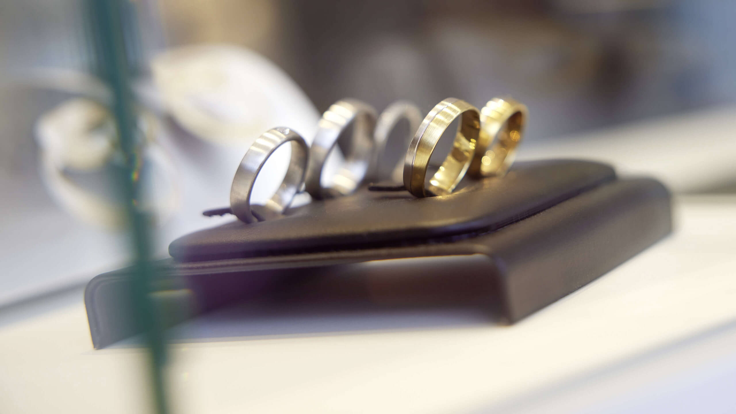4 goldene Ringe